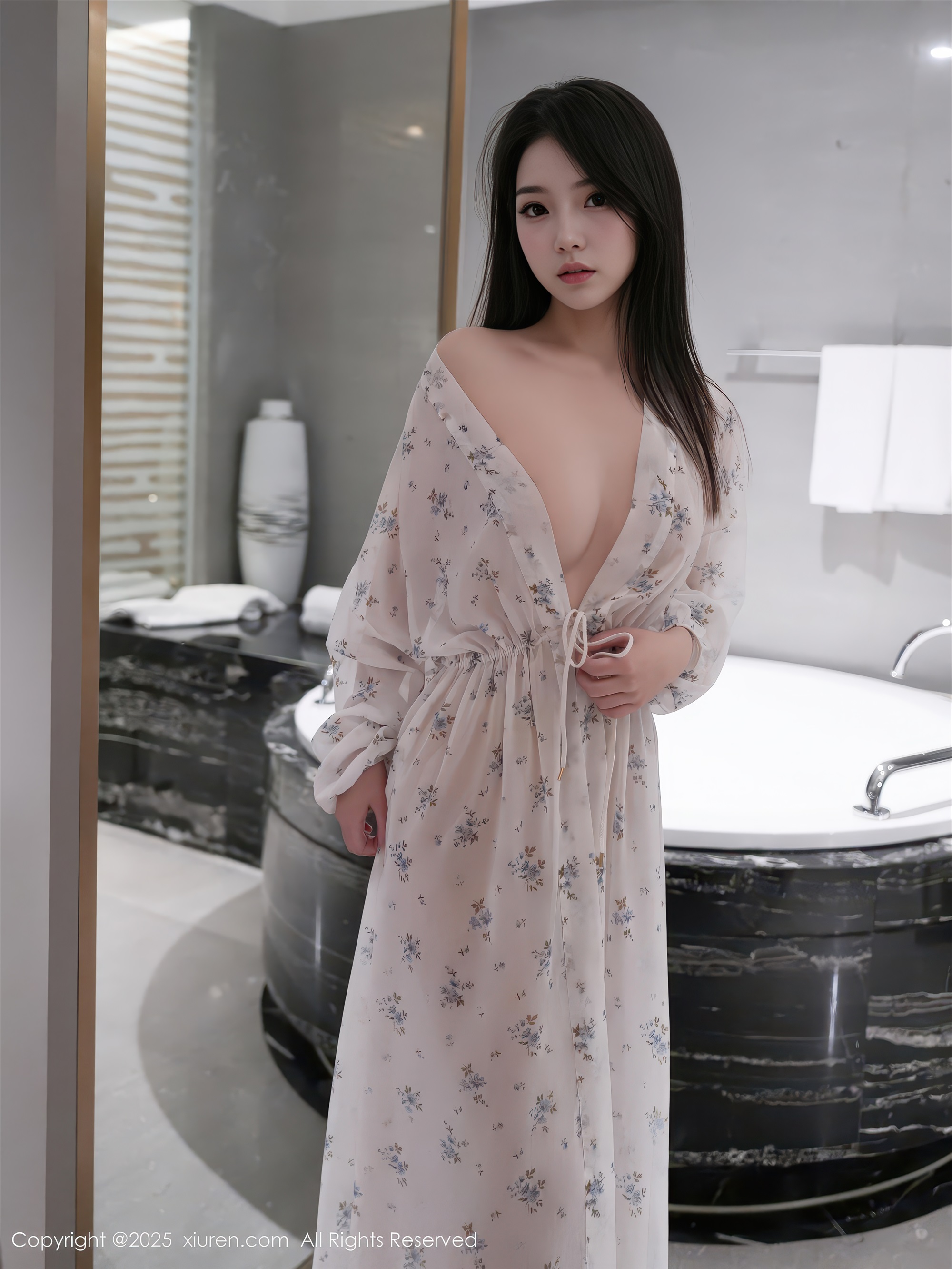 Xiuren秀人网 2025.11.14 NO.10988 烧烧小桃